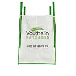 big bag avec fond plat fermé ainsi que le logo et coordonées téléphonique de l'entreprise Vauthelin Paysages